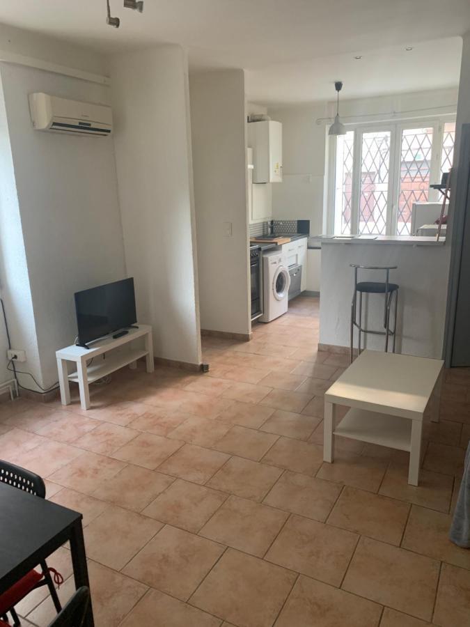Nimes 2 Pieces Lumineux Apartment Exterior photo